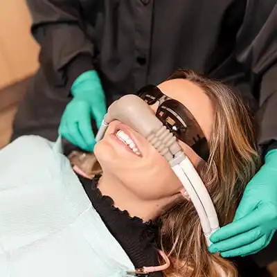 Patient with dental treatment and Emergency Dental in Vashon Dental office - Vashon Dental Care - Vashon Dental - Vashon Dentist Office